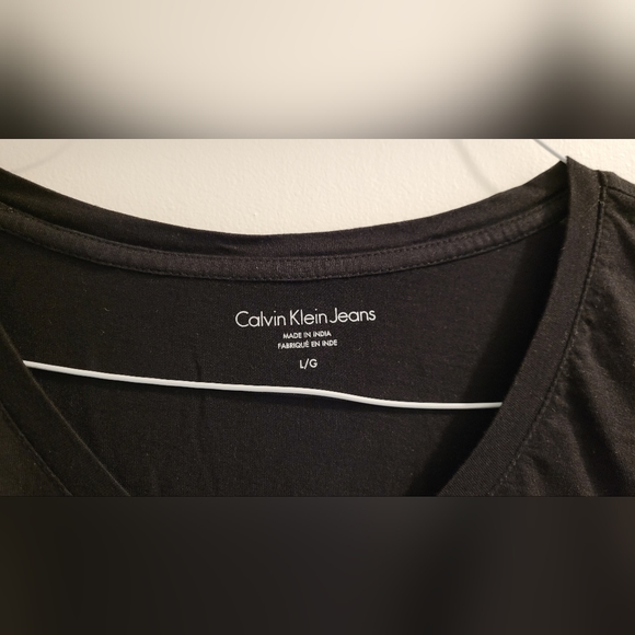 Calvin Klein graphic t, Size L, Preloved - Picture 2 of 4